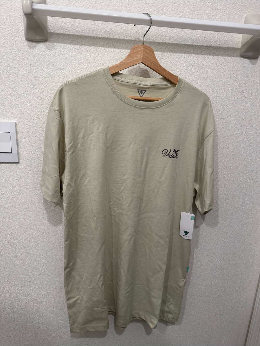 VISSLA Essentials Organic Tee - Bone